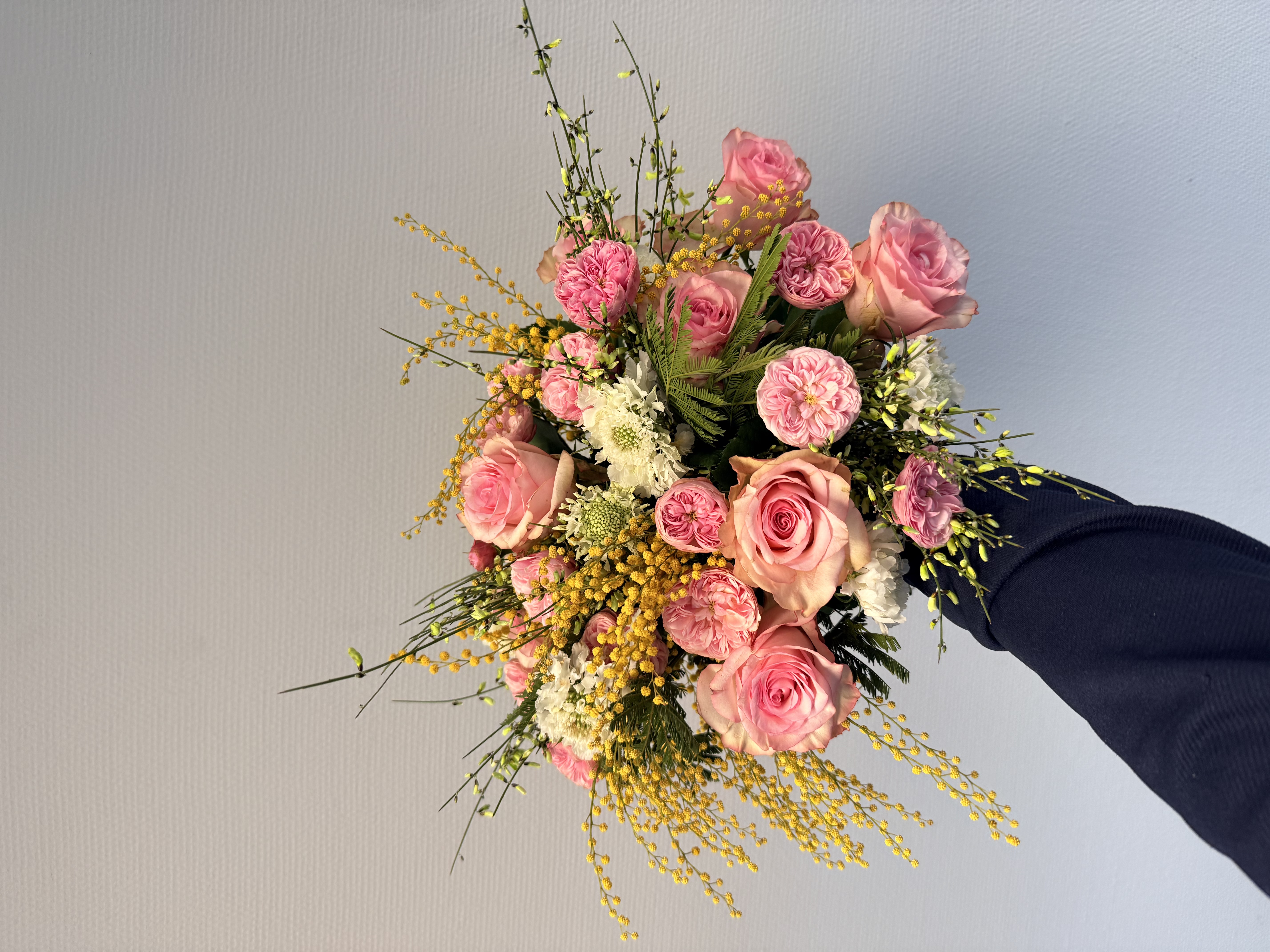 Come far durare più a lungo un bouquet di fiori recisi: 7 consigli semplici